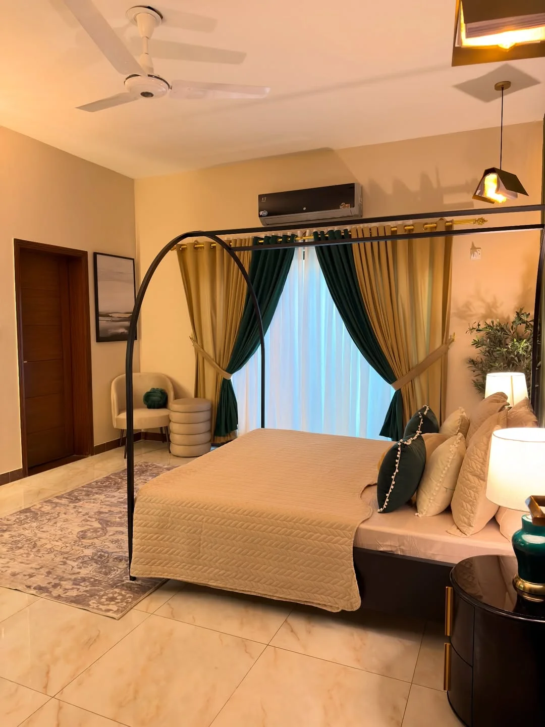 Double-Layer Curtain Article 12